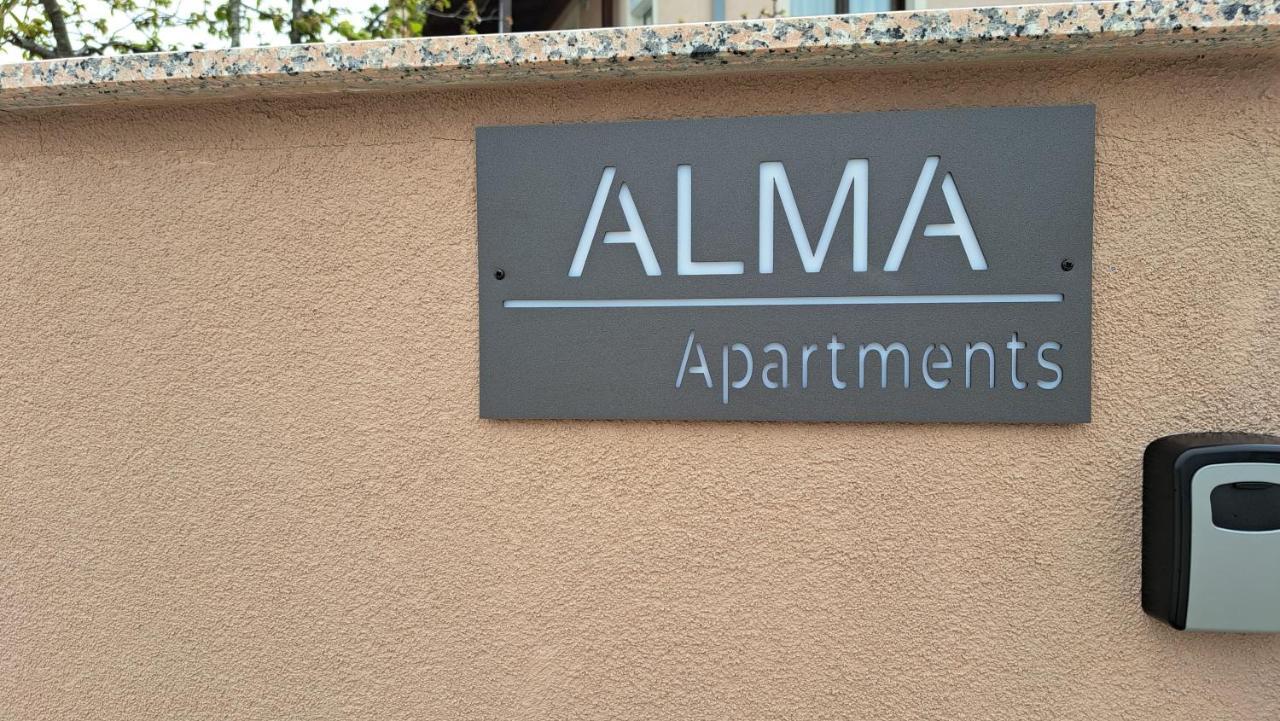 Apartmani Alma Pula Ngoại thất bức ảnh