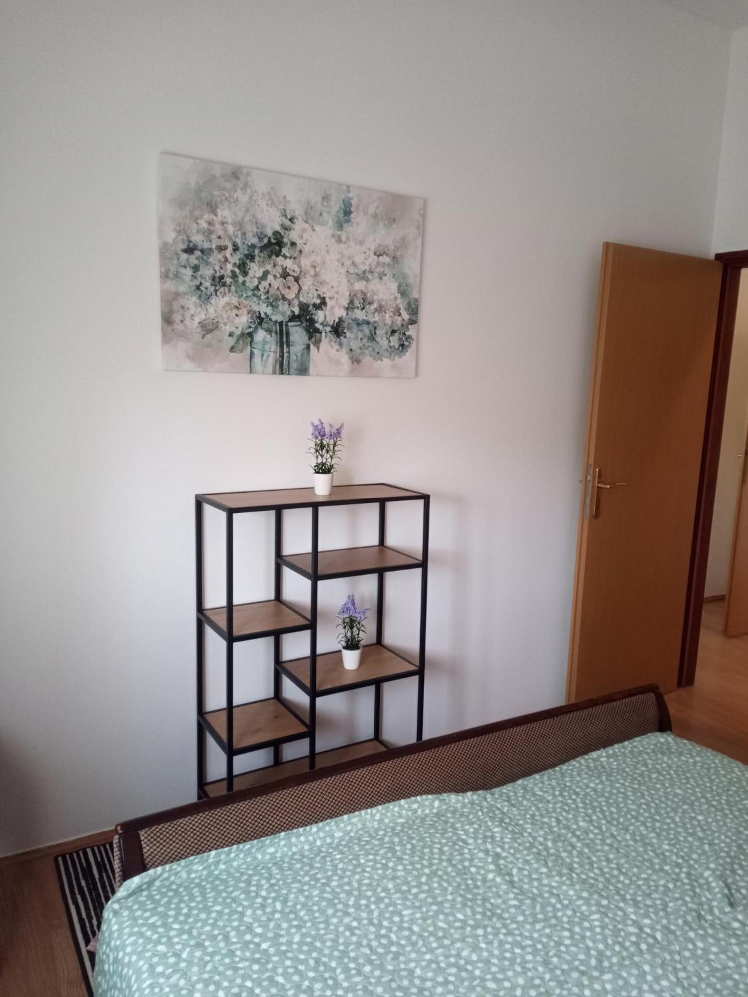 Apartmani Alma Pula Ngoại thất bức ảnh
