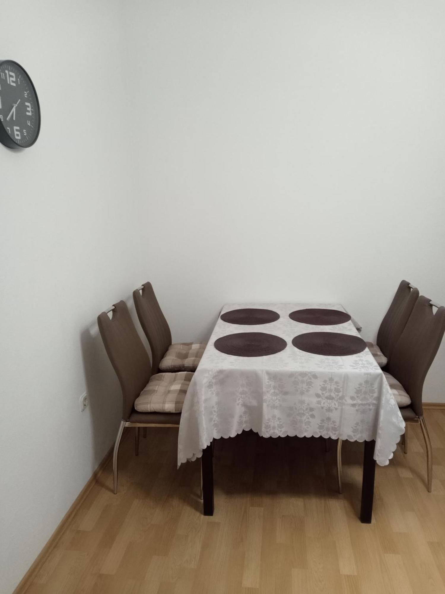 Apartmani Alma Pula Ngoại thất bức ảnh