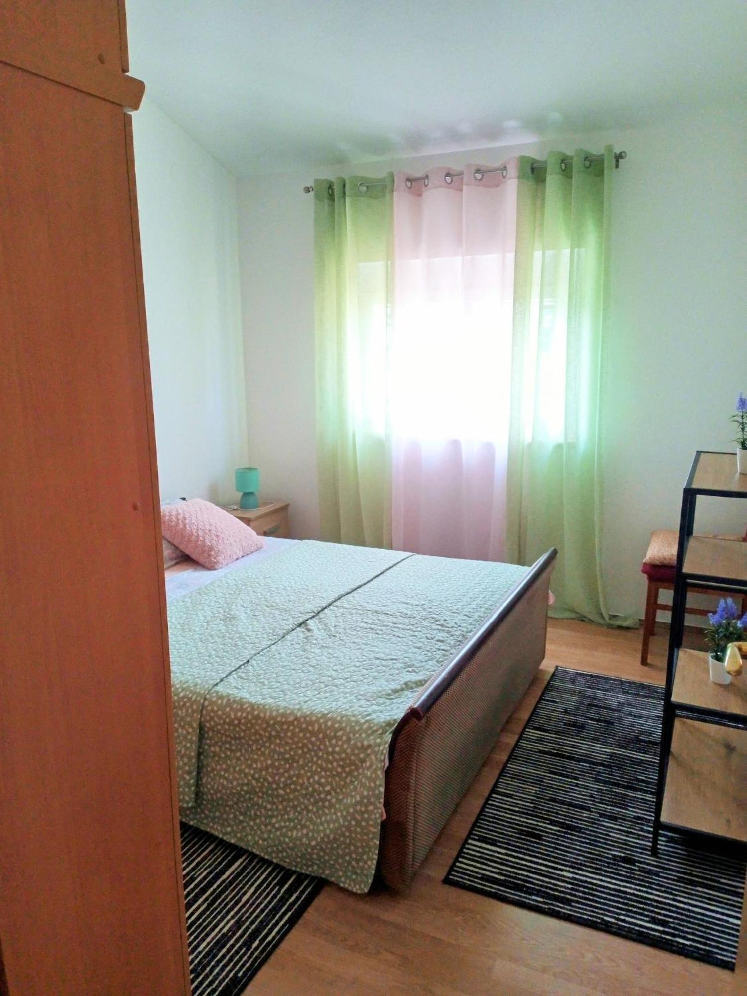 Apartmani Alma Pula Ngoại thất bức ảnh